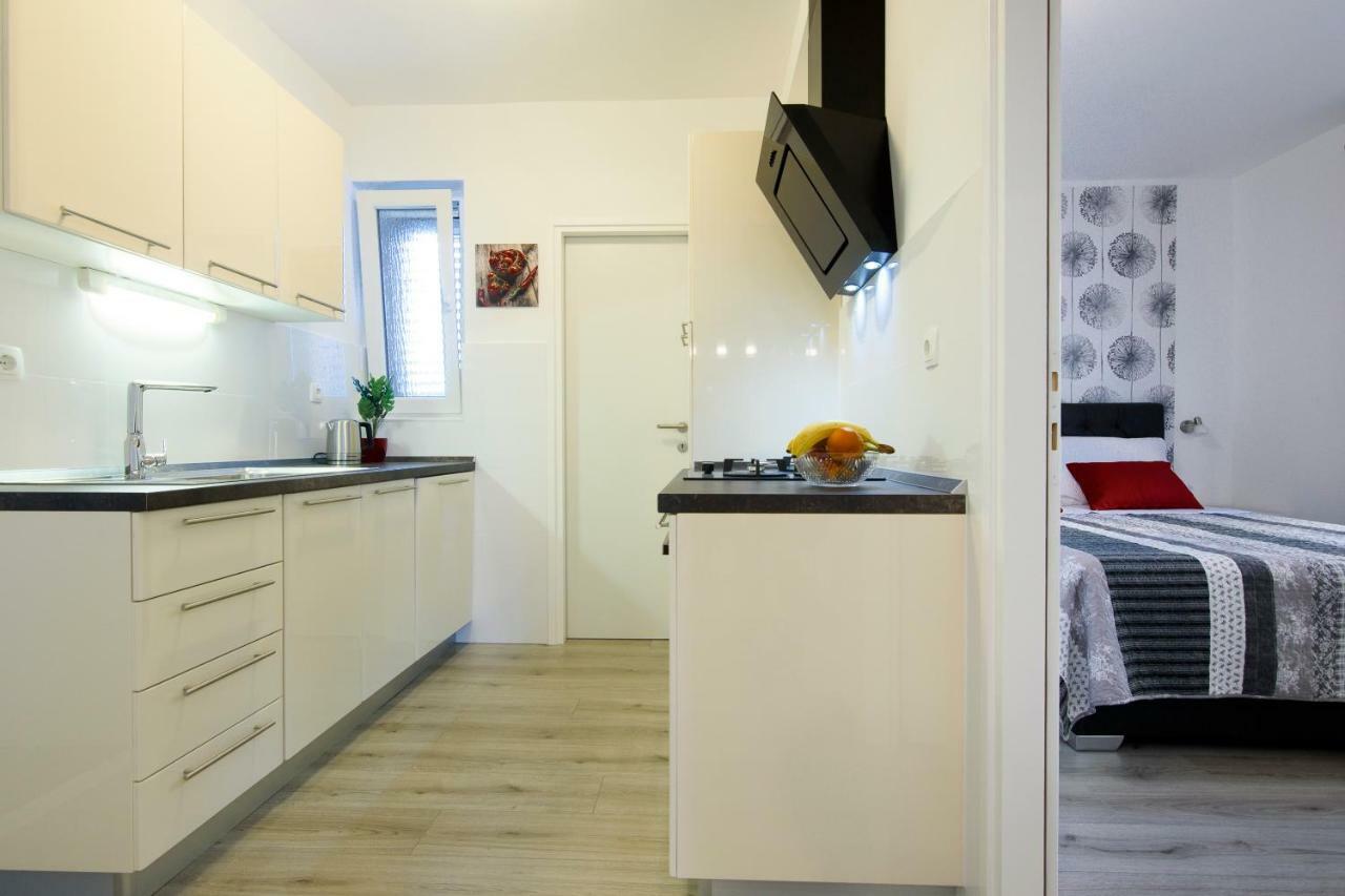 Apartment Relja Задар Экстерьер фото