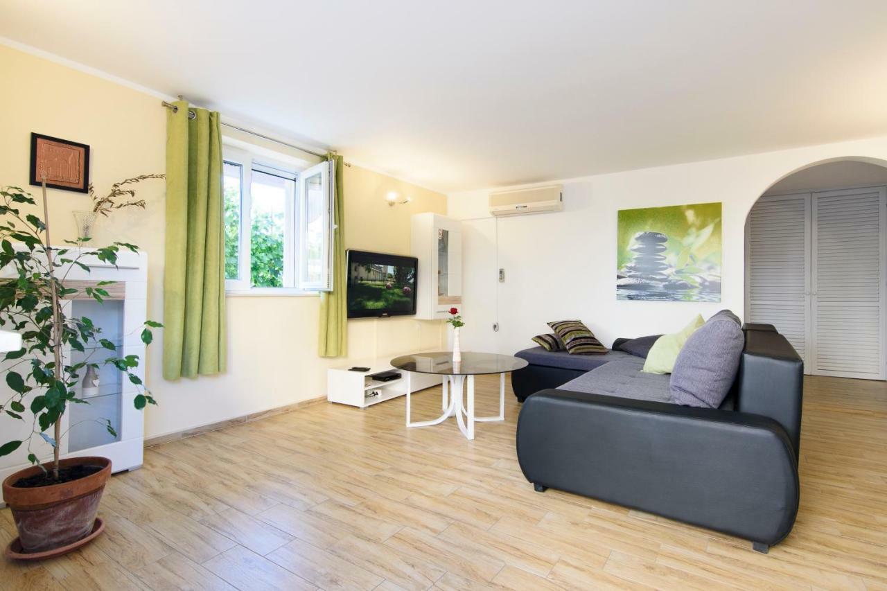 Apartment Relja Задар Экстерьер фото